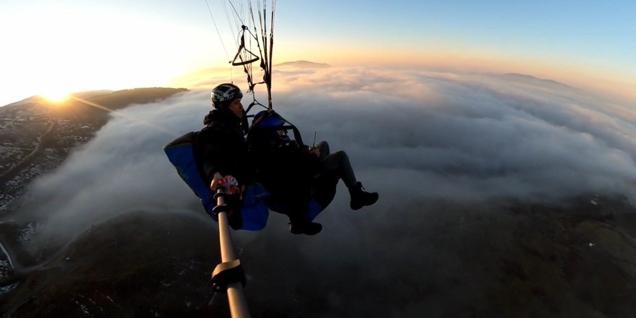 Siste kaybolan Hazar Gölü, yamaç paraşütçüleri tarafından havadan görüntülendi