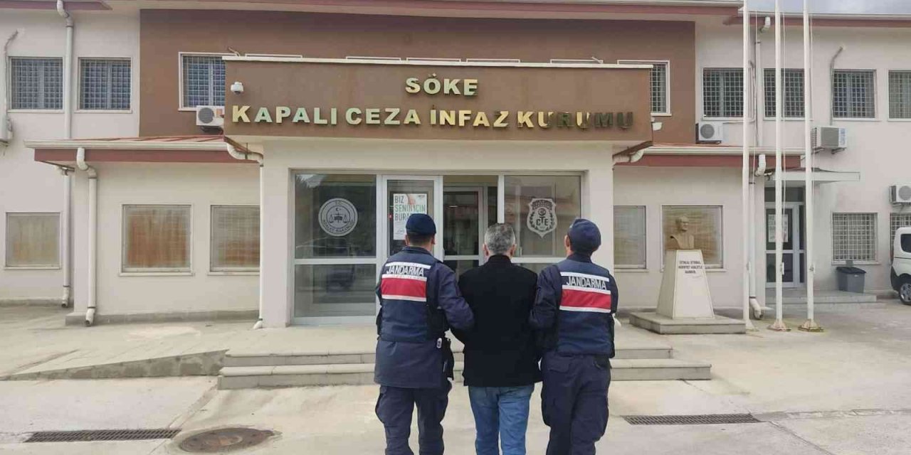 Aydın’ın 3 ilçesinde aranan şahıslar jandarmadan kaçamadı