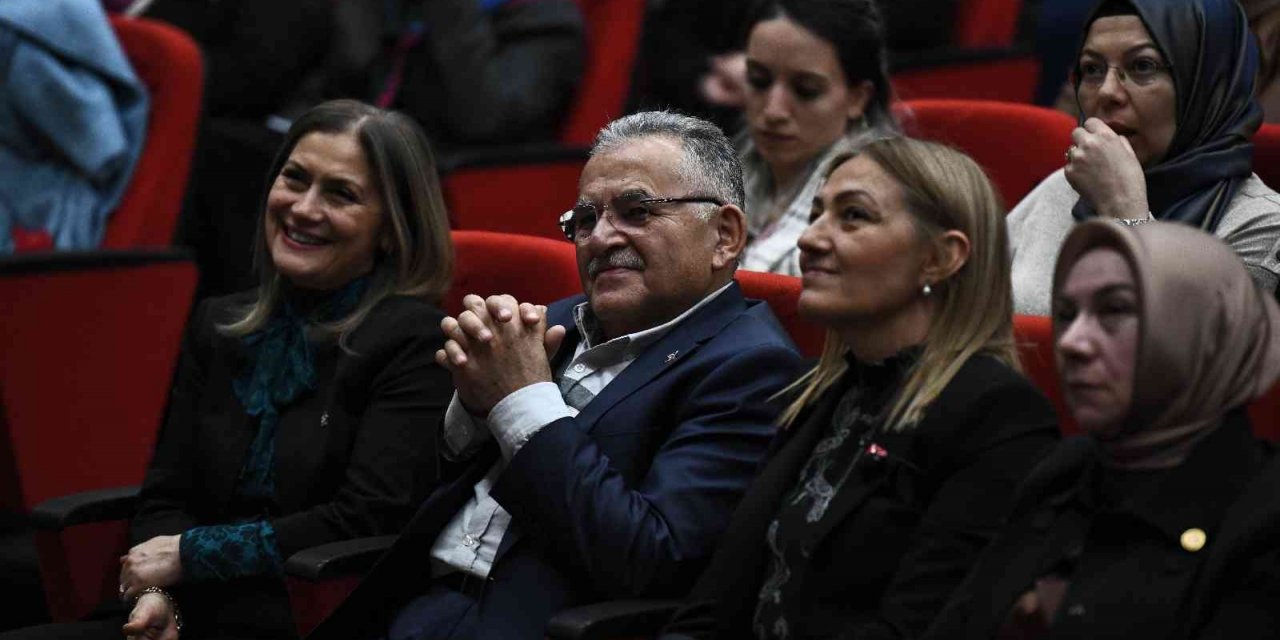 Başkan Büyükkılıç, ‘Siyaset Akademisi Kadın’ programına katıldı