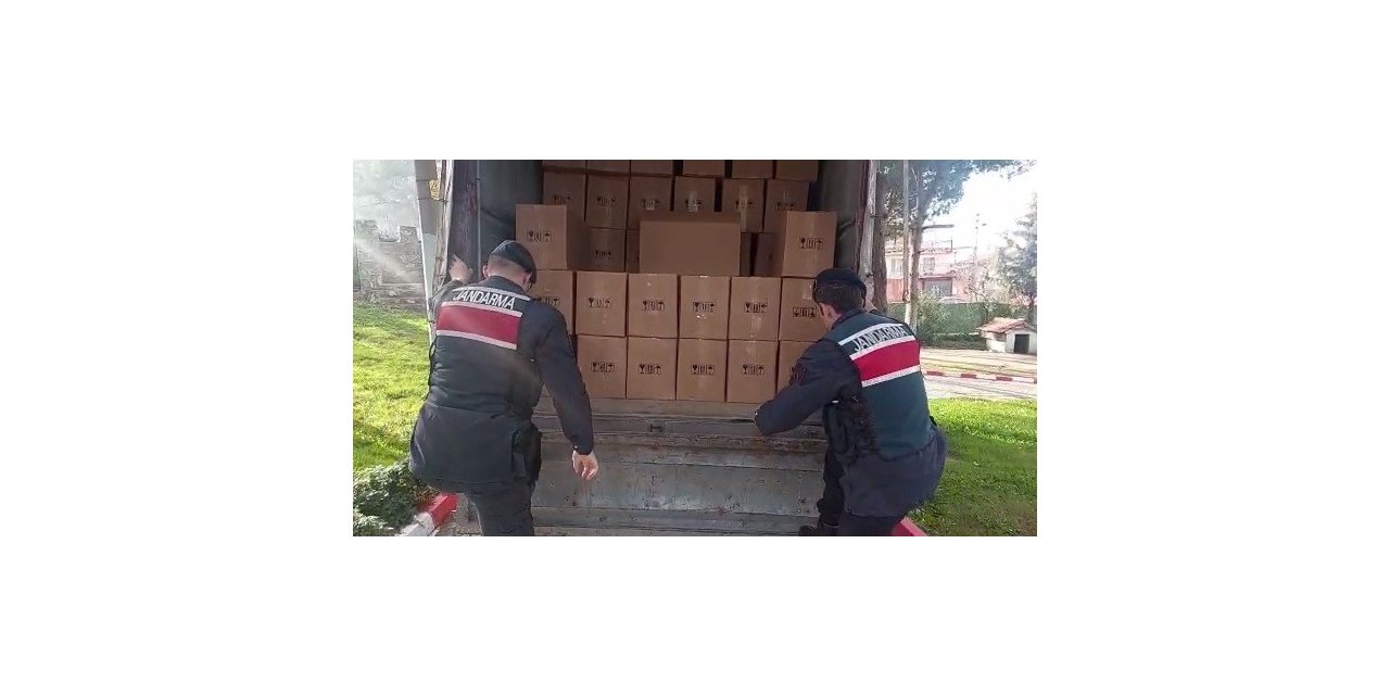 İzmir’de 2 milyon doldurulmuş makaron ele geçirildi