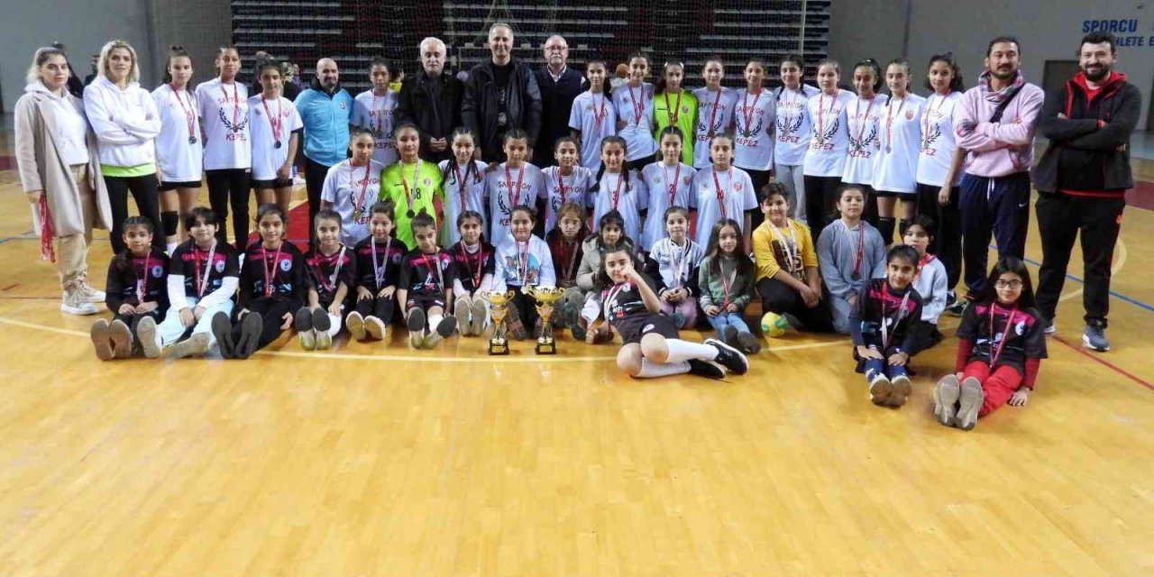 Hentbolde Kepez rüzgarı