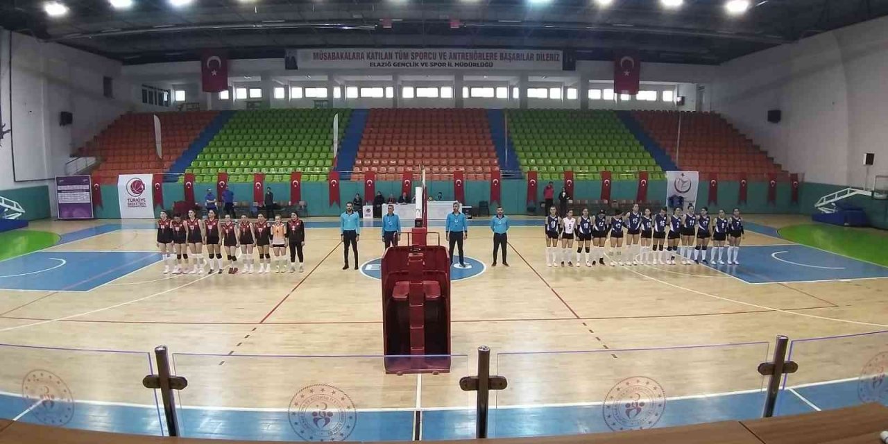 TVF 2. Lig: Elazığ Belediyesi Voleybol: 3 - Sivas Özel İdare Voleybol: 1