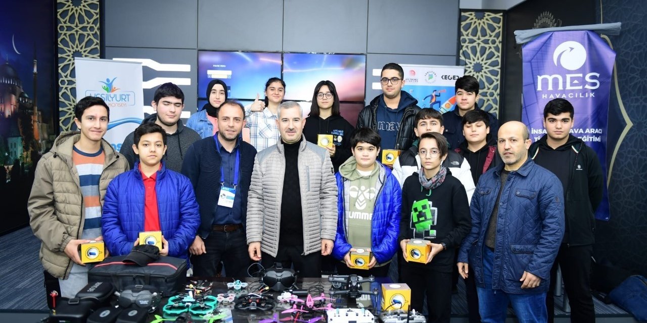 Yeşilyurt’ta ‘Dron (FPV) Yarış Pilotu’ kursu açıldı