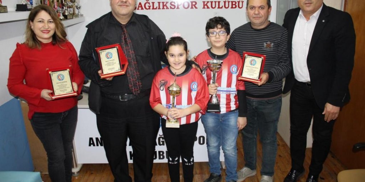 Satranç şampiyonları belli oldu