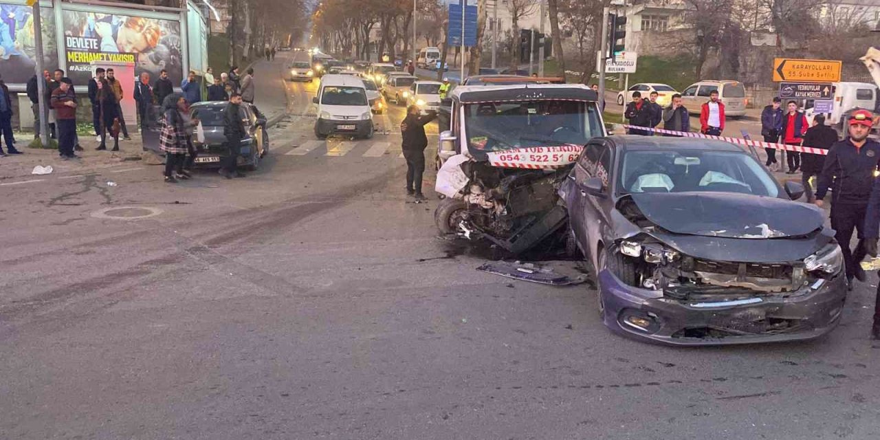 Kahramanmaraş’ta trafik kazası: 6 yaralı