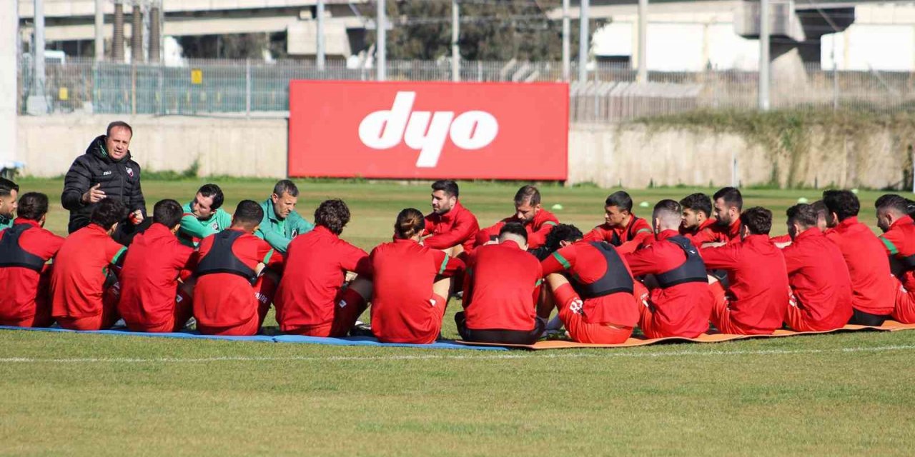 Karşıyaka, 1922 Konyaspor maçının hazırlıklarına başladı
