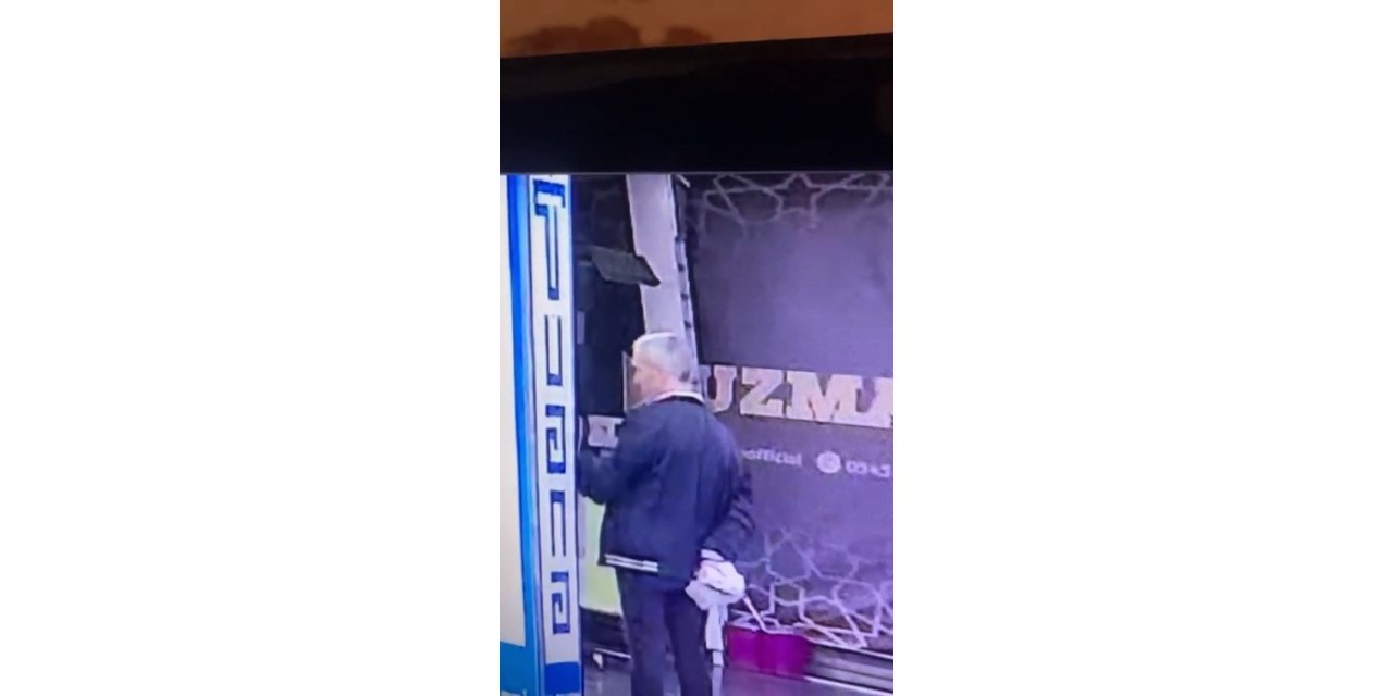 İlk önce telefonu çaldı ardından mağazaya girip fiyat sordu