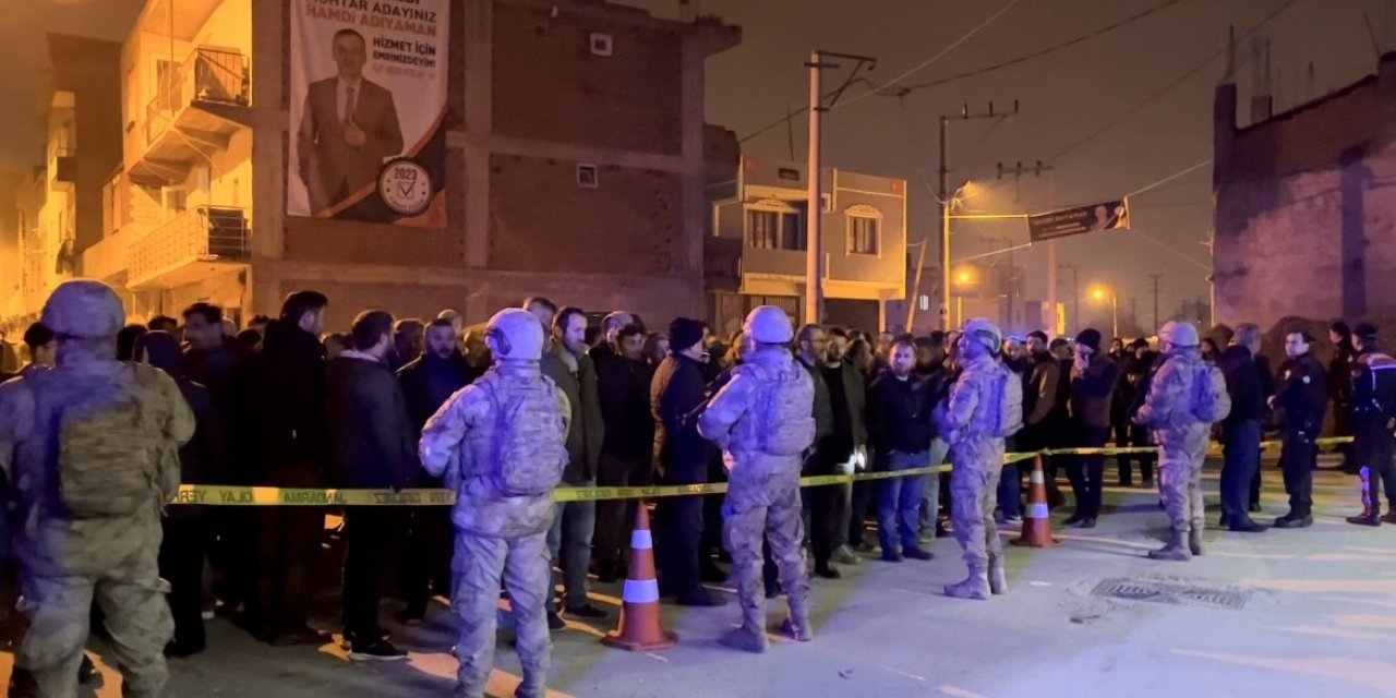 Muhtar adayı olan husumetlisine pompalı tüfekle saldırdı, mahalleli ayaklandı: 2 yaralı