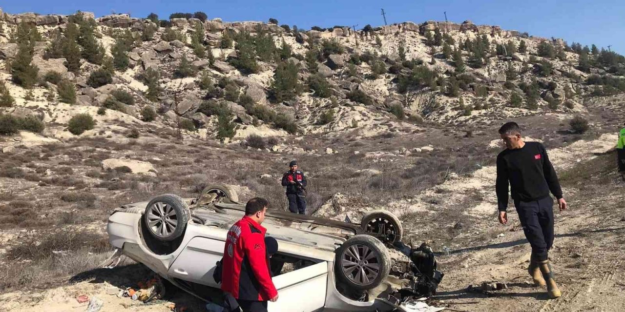 Mersin’de trafik kazası: 2 yaralı