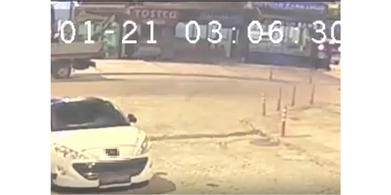 Tostçunun duvarını yıkıp sarrafı soymaya çalıştılar