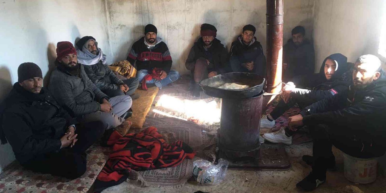 Şanlıurfa’da 83 kaçak göçmen yakalandı