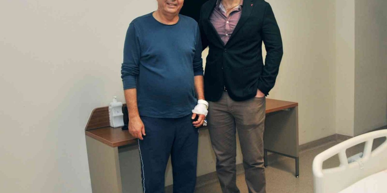 Eşine "Aortum yırtılıyor" dedi, kaldırıldığı hastanede kapalı yöntemle iyileşti