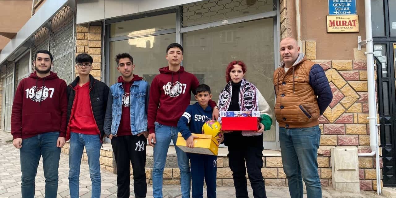 Gençlik 23’ün kampanyası yürekleri ısıttı