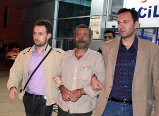 Polis, dolandırıcı ararken katili yakaladı