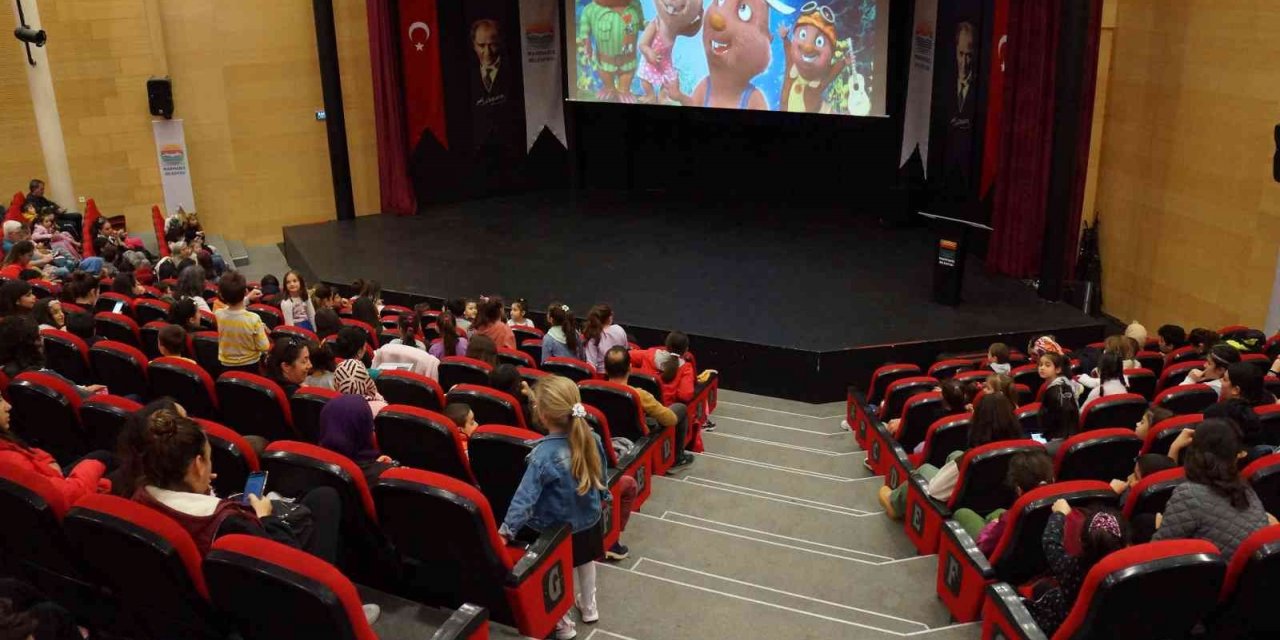 Marmaris’te çocuklara eğlenceli tatil