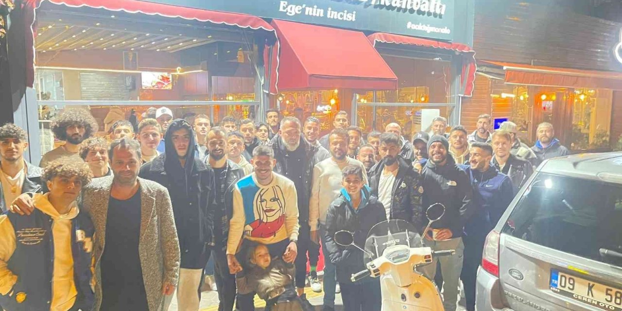 Kuşadasıspor’a moral yemeği