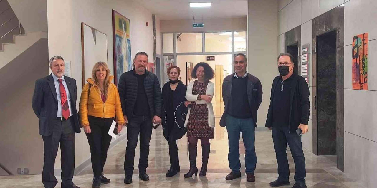 "2023 Arafta Buluşmalar” sergisi açıldı