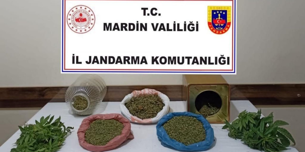 Mardin’de bir şahsın evinde yapılan aramada uyuşturucu ele geçirildi