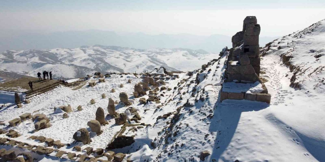 Nemrut’un kış uykusuna kuraklık engeli