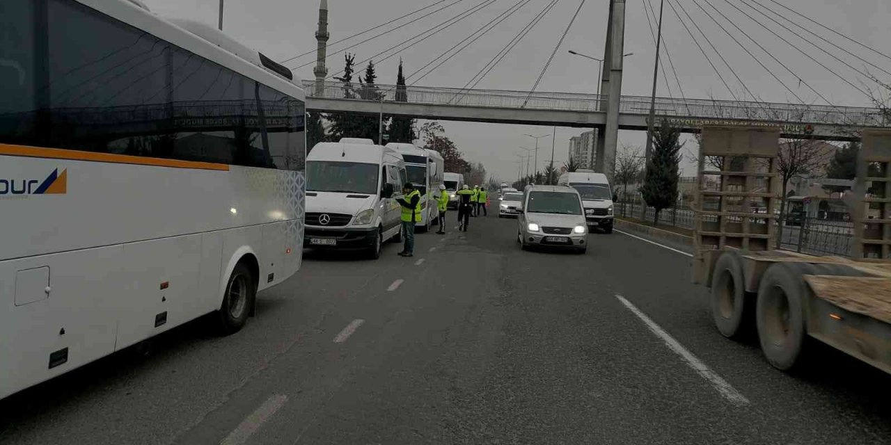 Malatya’da servis araçları denetlendi