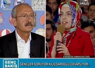 Gandi'nin donduğu an !