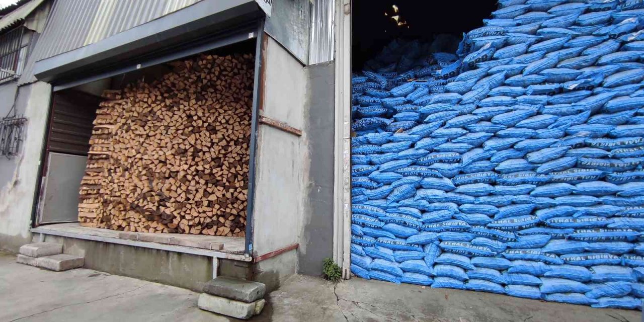 Kış etkisini göstermeyince odun ve kömüre talep düştü