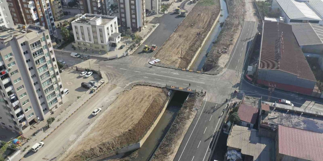 Vefa Caddesi Köprüsü açıldı