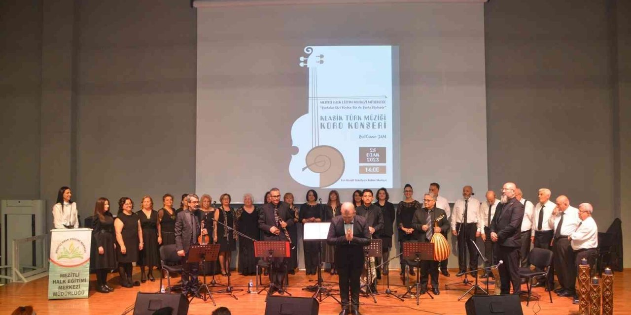 Mersin’de ’Şarkılar Bizi Söyler Biz de Şarkı Söyleriz’ konseri