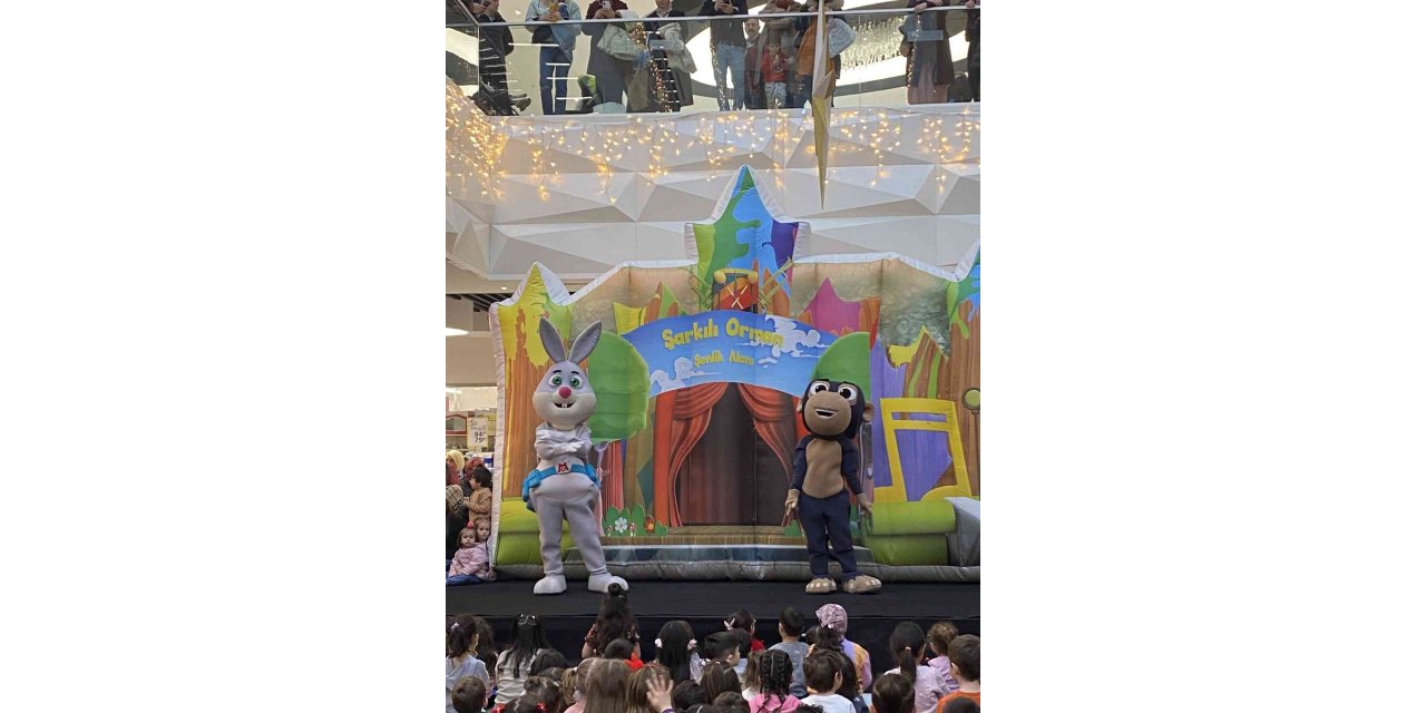 Akıllı Tavşan Momo, Tuna Life Center’da çocuklarla buluştu