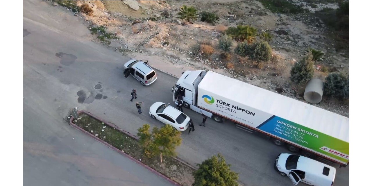 Mersin’de uyuşturucu tırına nefes kesen operasyon