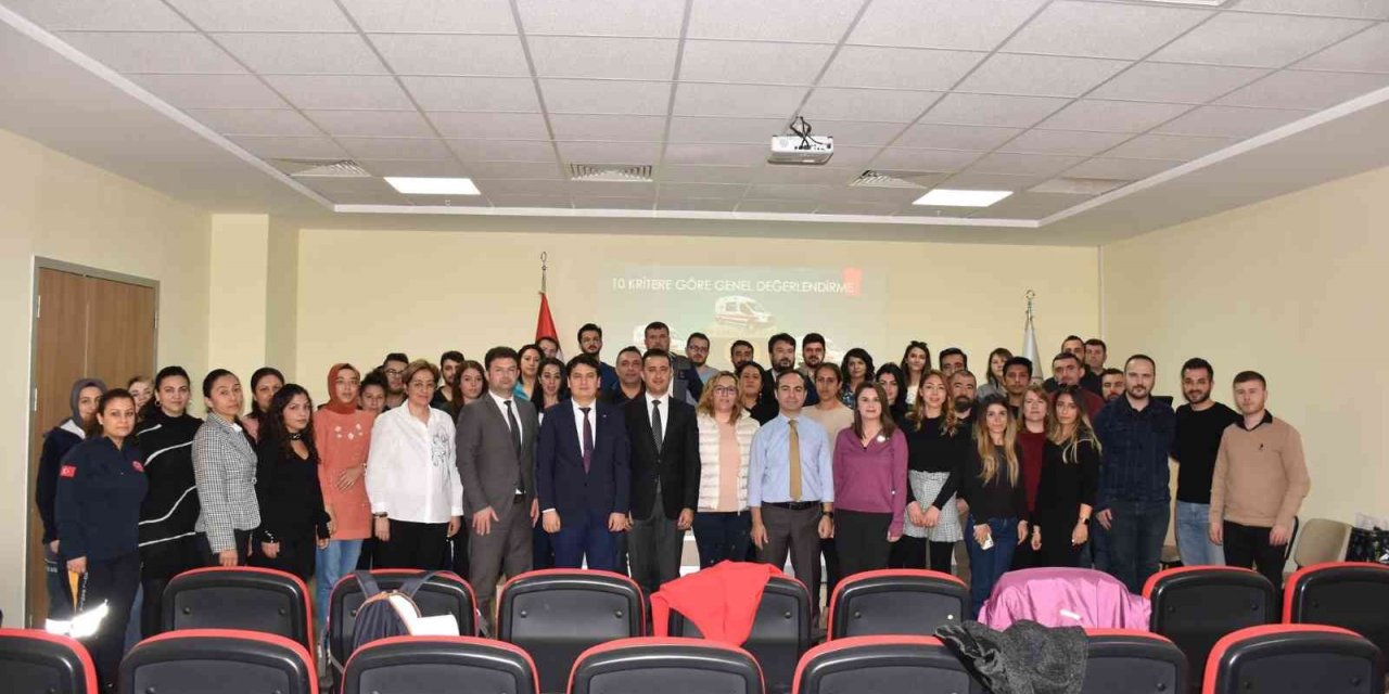 2022 yılının en başarılısı Karacasu 1 Nolu Acil Sağlık Hizmetleri İstasyonu oldu