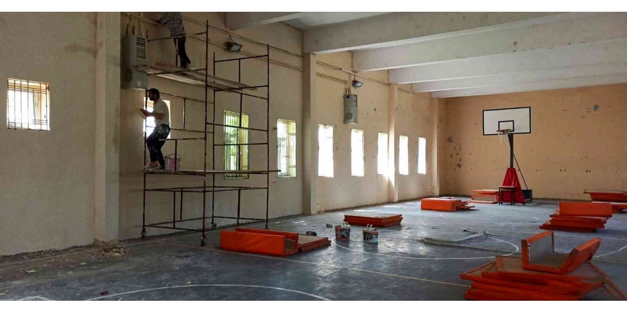 Diyarbakır ‘da 26 okulun spor salonu yenilendi
