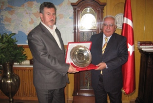 'Türkiye'i vatan olarak kabul ediyoruz'