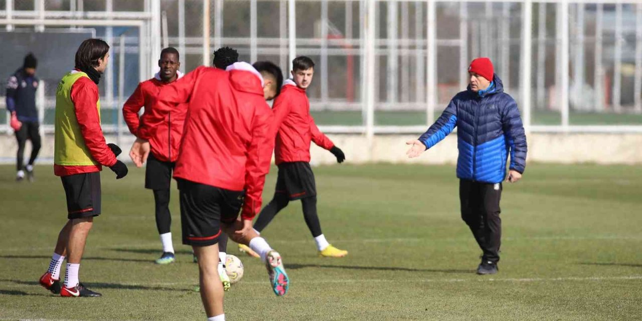 Sivasspor, Adana Demirspor maçına iddialı hazırlanıyor