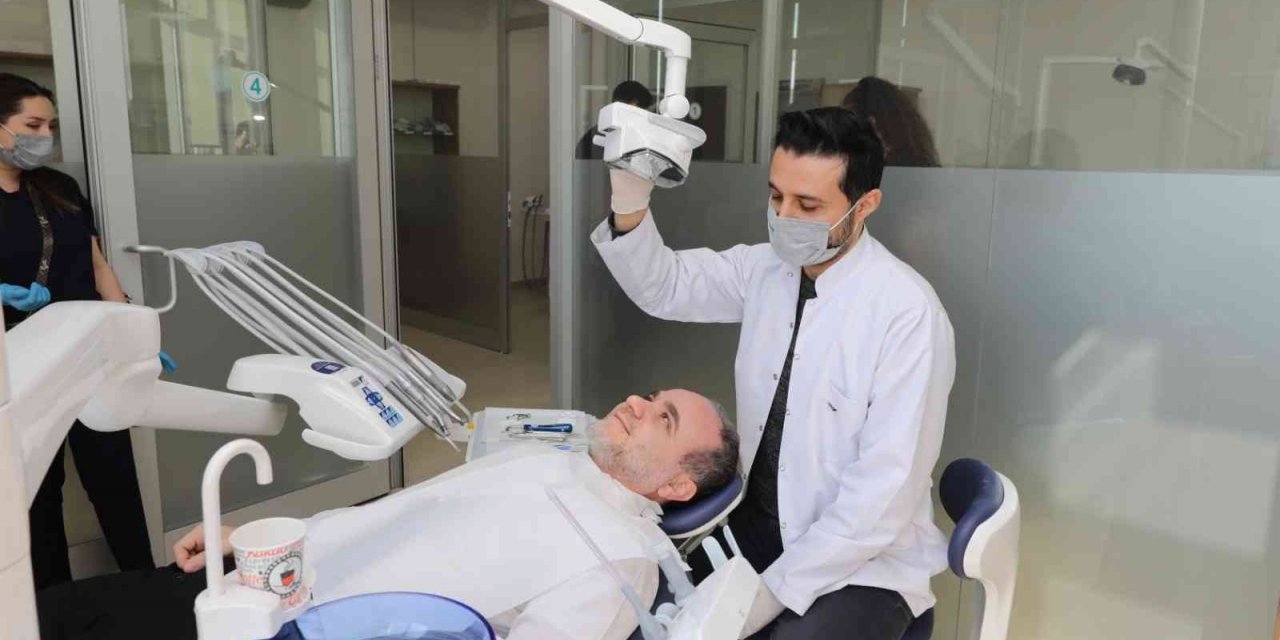 Diş Hekimliği Fakültesi hasta kabulüne başladı