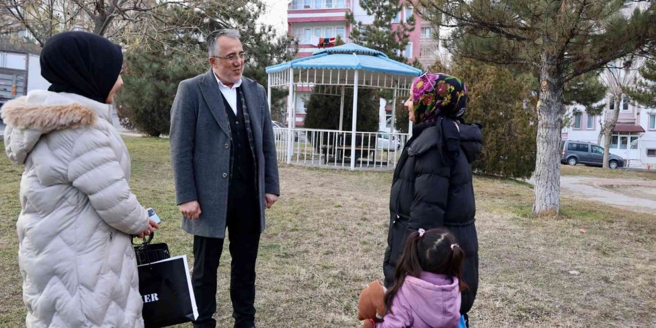 Başkan Savran Cevher Dudayev Mahallesi’nde vatandaşlarla bir araya geldi