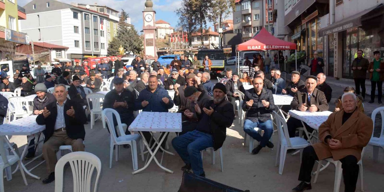 Kuraklığın vurduğu ilçede kış mevsiminde yağmur duası