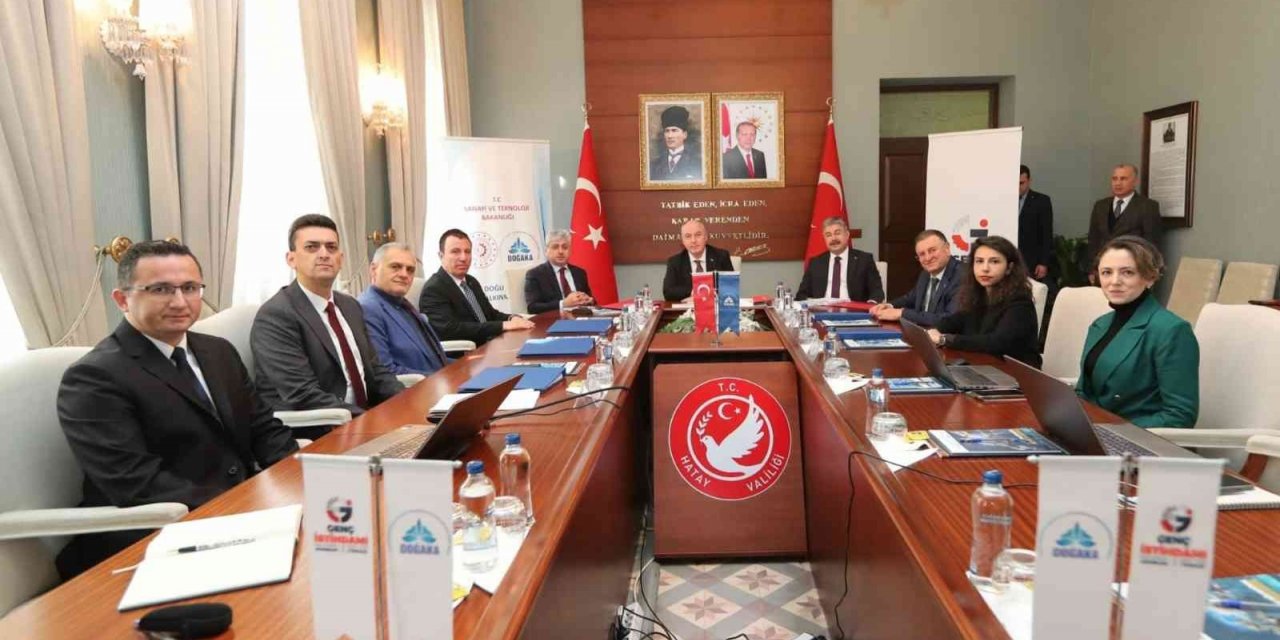 Girişimci adaylarına eğitim ve hibe desteği