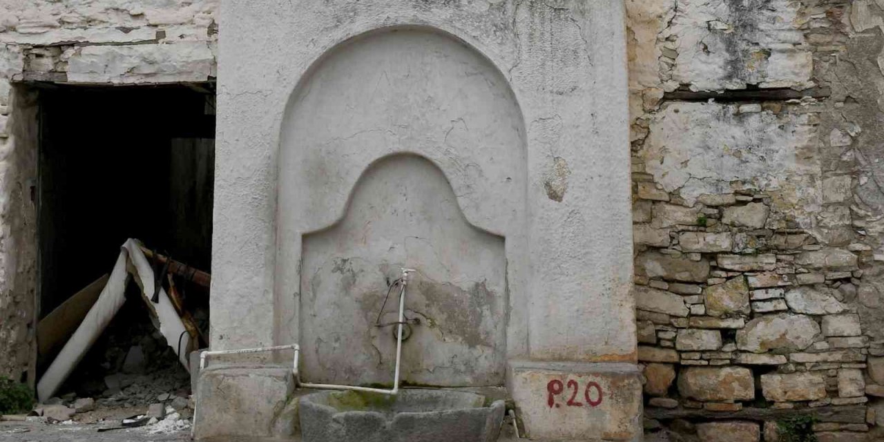 Kuşadası Belediyesi tarihi ve kültürel mirasına sahip çıkıyor