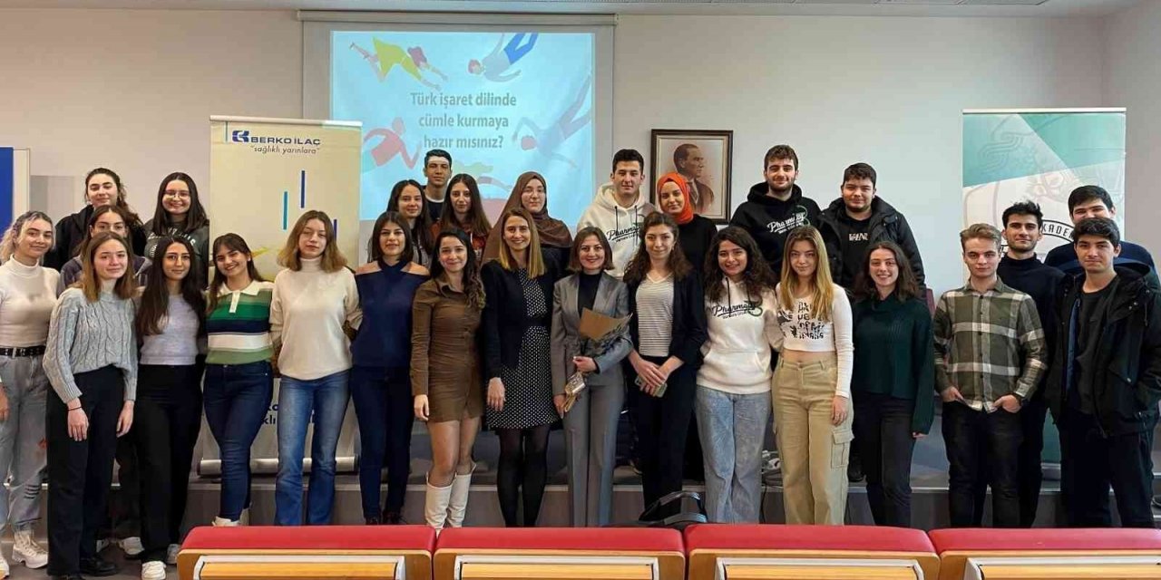 Berko İlaç, İşaret Dili Atölyesi ile eczacılık öğrencilerine destek veriyor