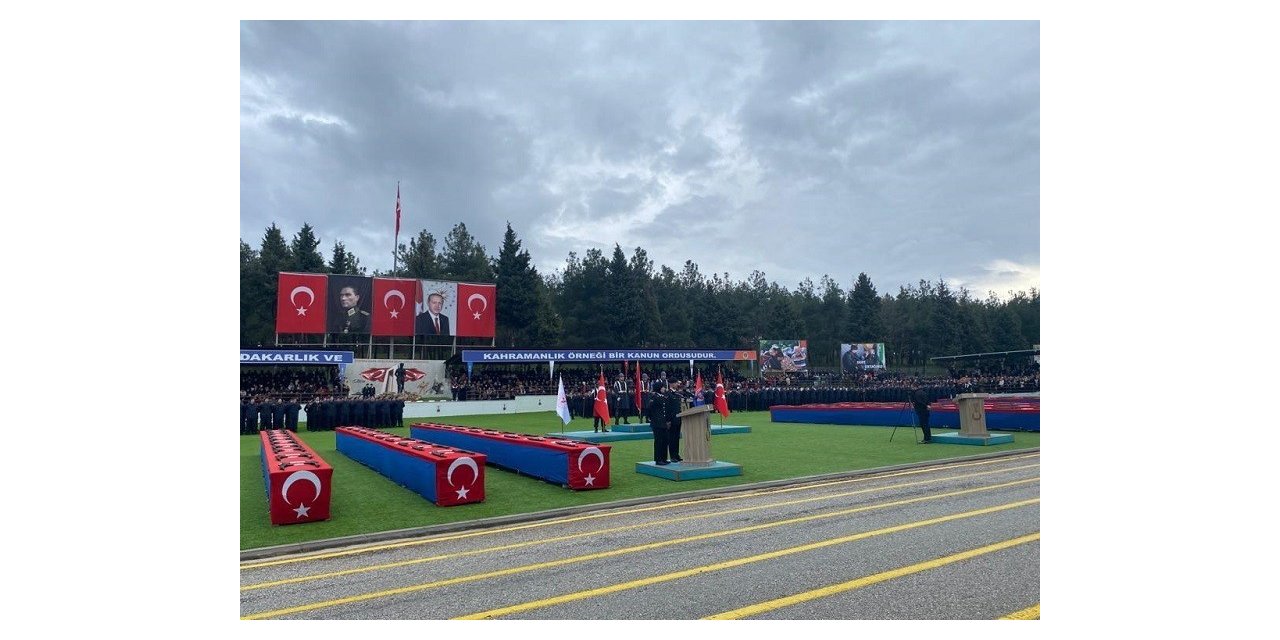 Vali İlhami Aktaş, 2002-4 Tertip 2’inci Grup Erlerin Ant İçme törenine katıldı