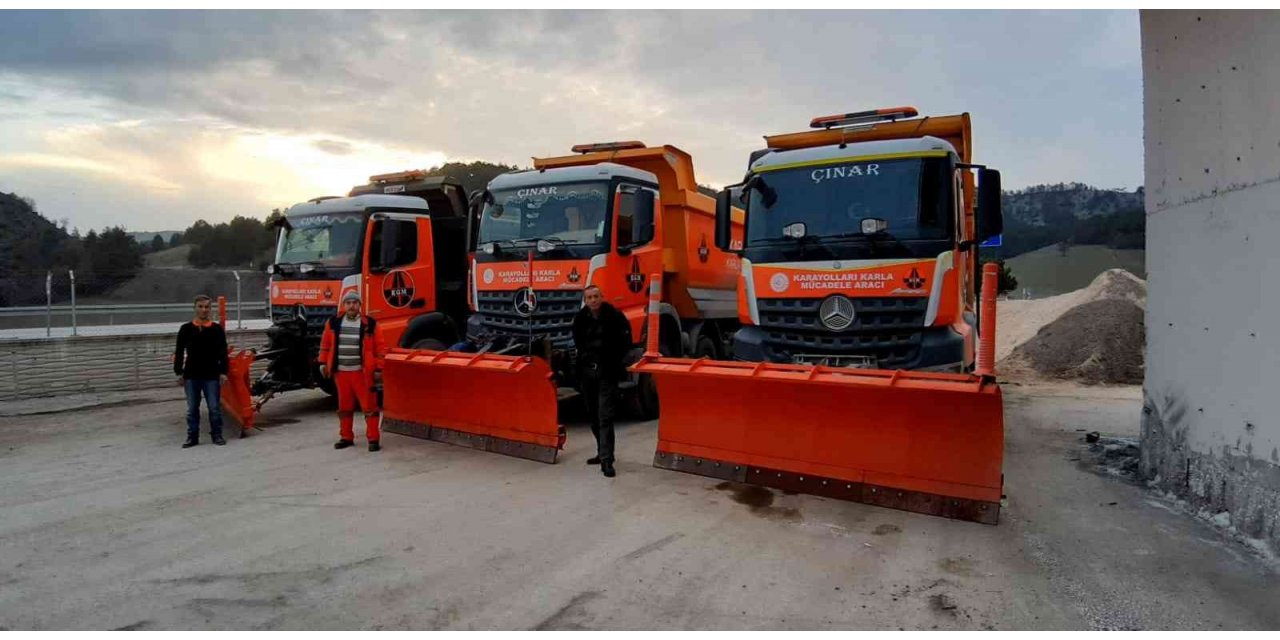 Ekipler karla mücadeleye hazır