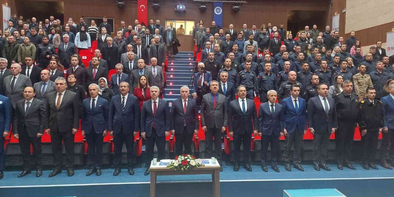 ‘Kolluk Gözetim Komisyonu Kamu Farkındalığının Artırılması Toplantısı’nın 13’ünncüsü Tekirdağ’da yapıldı