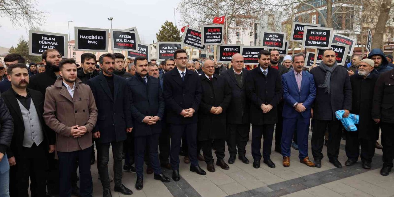 İsveç’te Kuranı Kerimin Yakılması Yahyalı’da Protesto Edildi