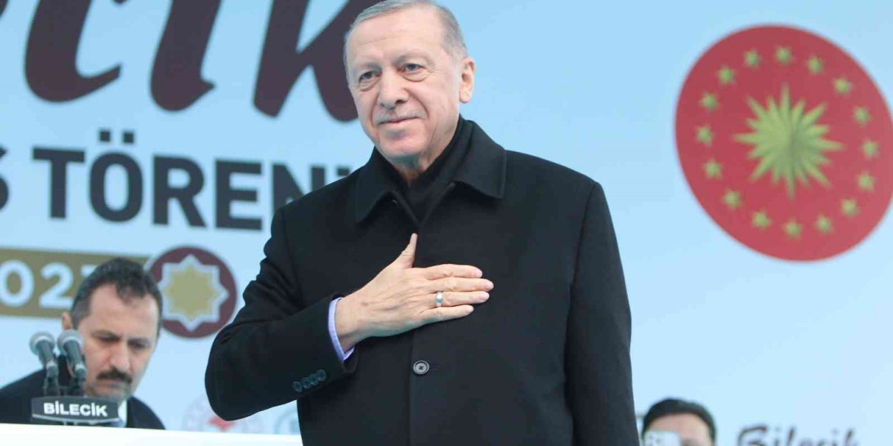 Cumhurbaşkanı Erdoğan: “Osmanlı’yı kim kötülüyor ve aşağılıyorsa bilin ki ya mankurttur ya da kuyruk acısı vardır”