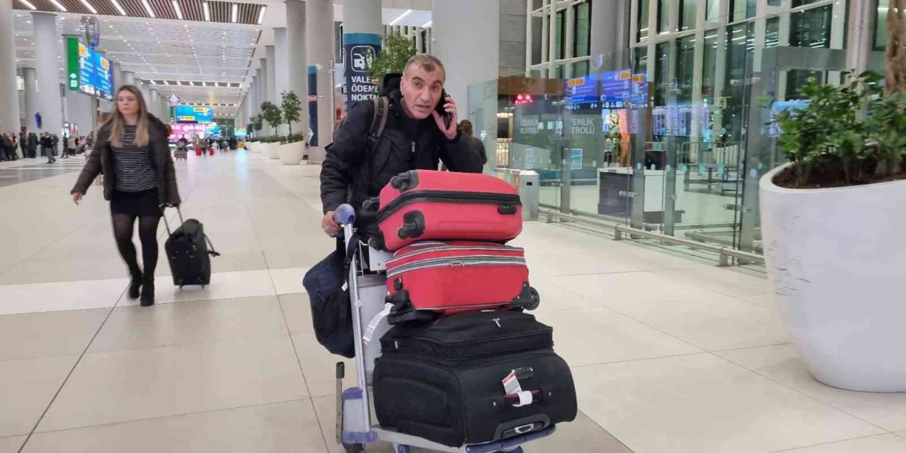 Rusya’da ağır yaralanan Türk öğrenci tedavi için Türkiye’ye getirildi