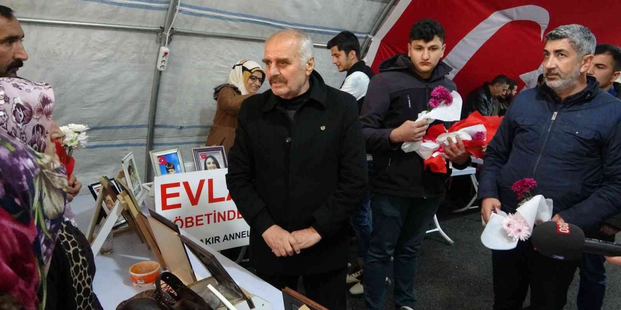 Bağımsız Ülkücüler Derneğinden evlat nöbetine destek