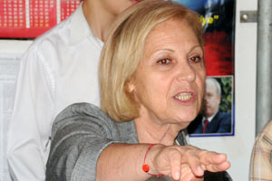 AK Partililerden Çölaşan'a dava