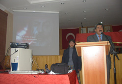 Akif’i unutmadılar