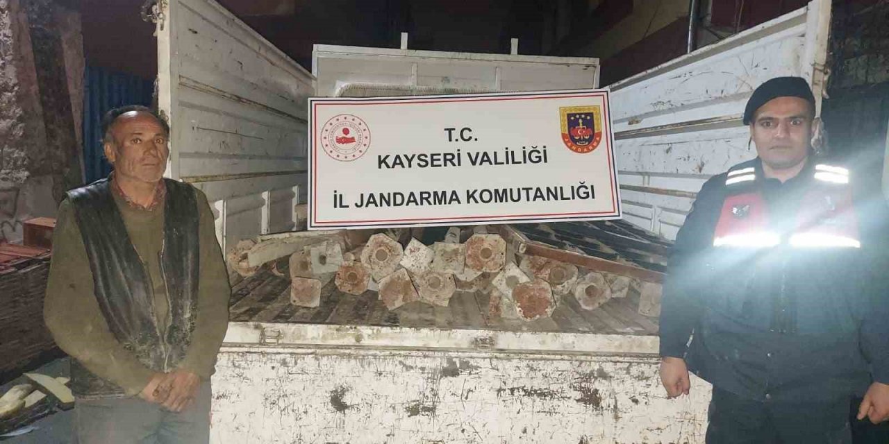 Jandarma 90 bin TL’lik hırsızlık olayını çözdü: 3 gözaltı